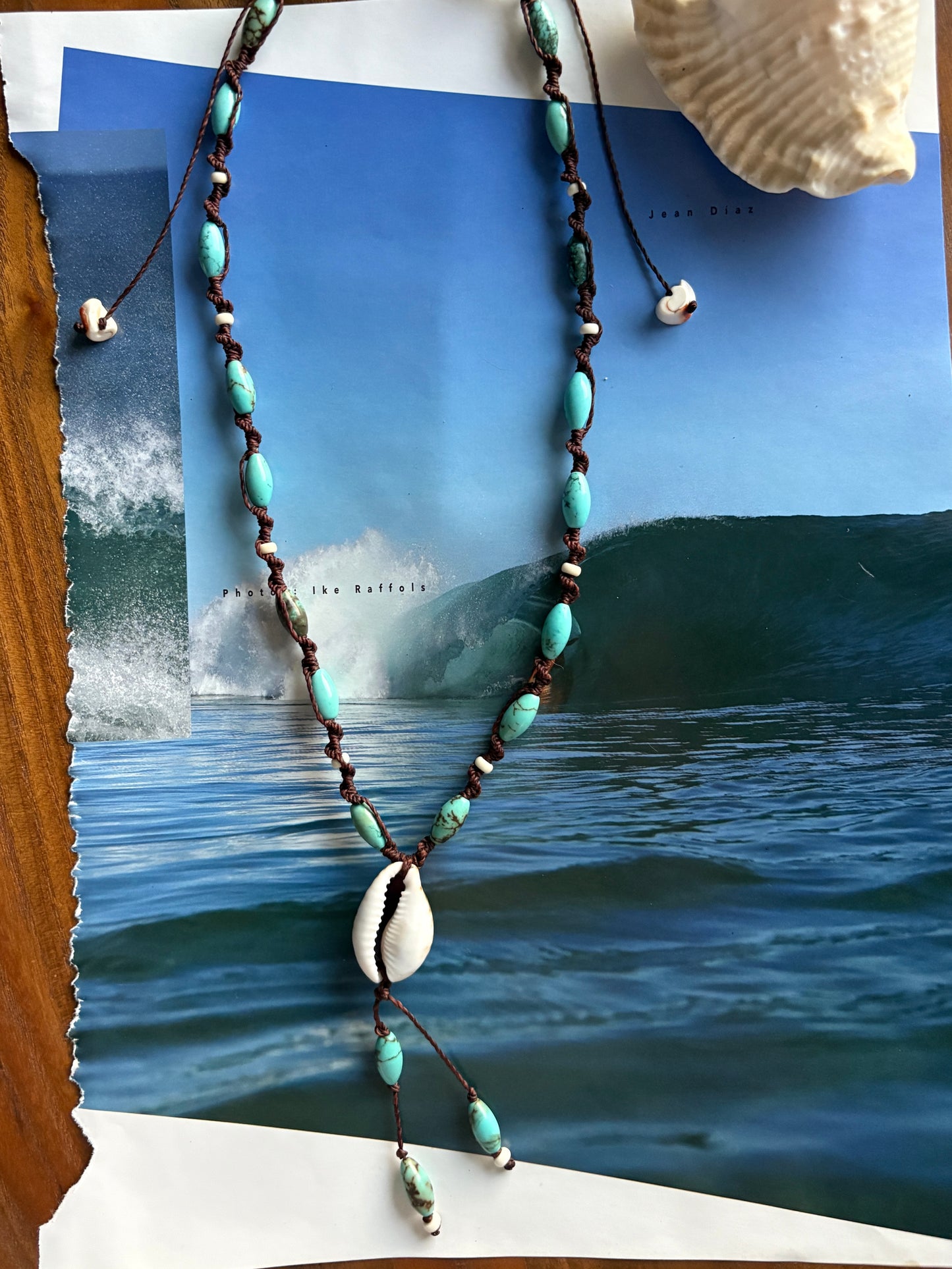 deep blue necklace